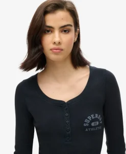 Athletic Button Down Long Sleeve Top
