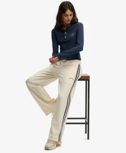Athletic Essentials Button Down Long Sleeve Top
