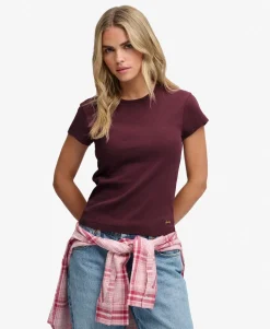 Athletic Essential T-Shirt