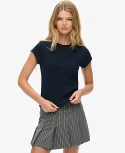 Athletic Essential T-Shirt