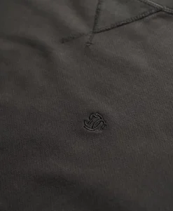 Classic Essential Sweatshirt