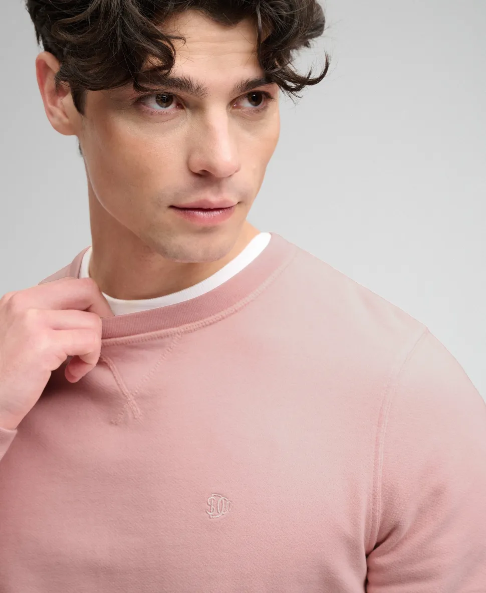 Classic Essential Sweatshirt