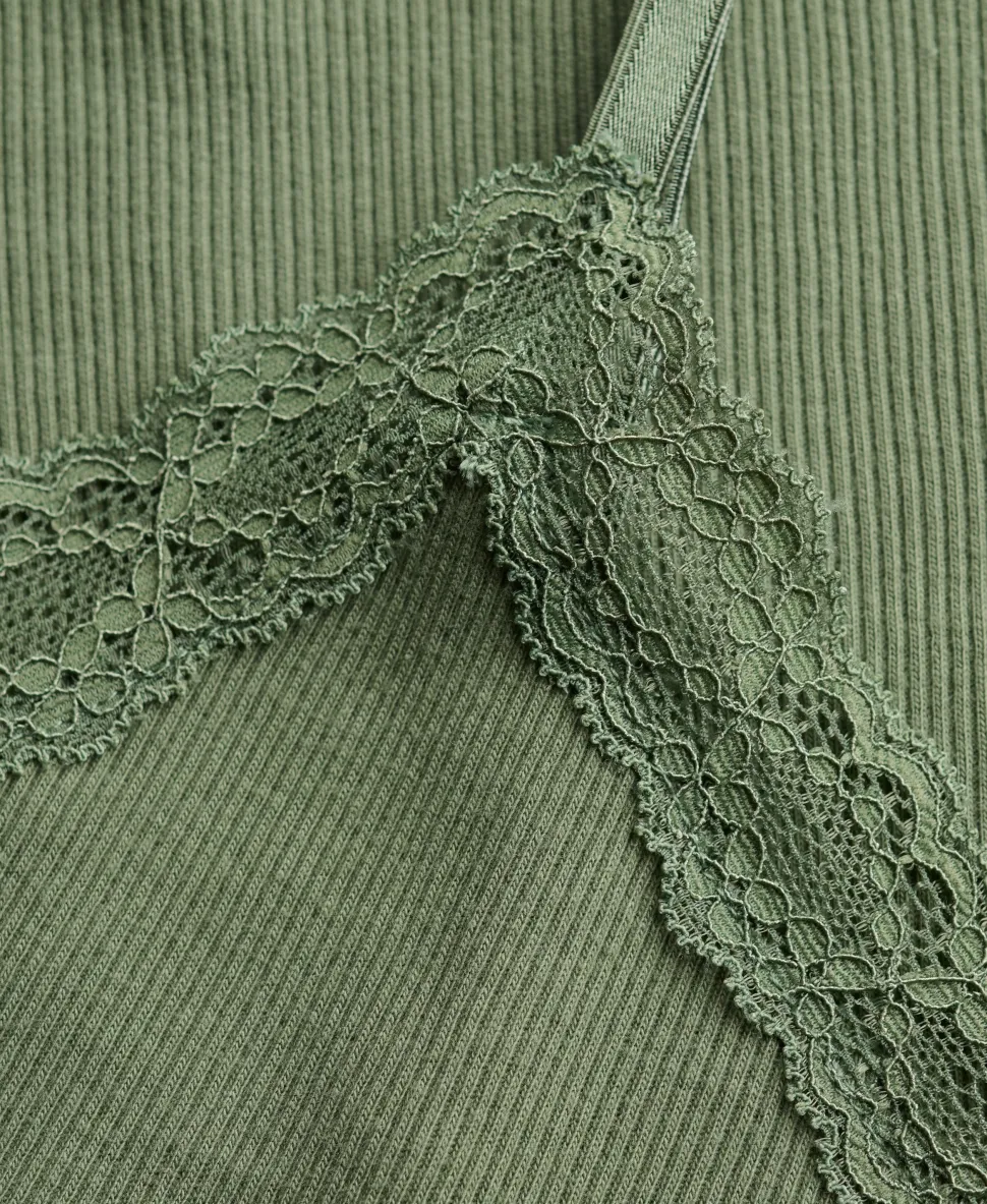 Essential Lace Trim Cropped Cami Top