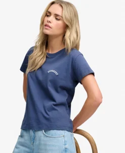 Essential Logo Fitted T-Shirt