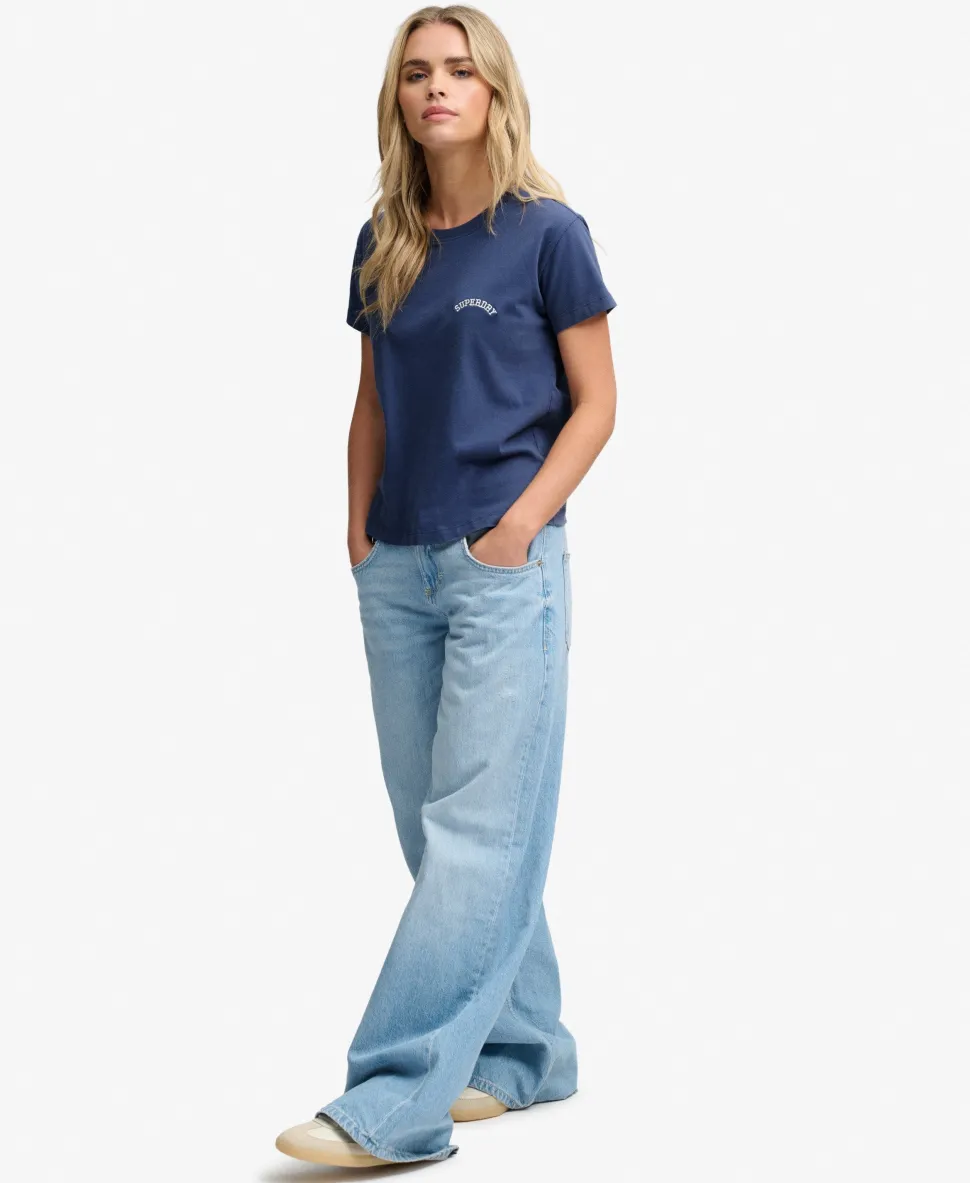 Essential Logo Fitted T-Shirt