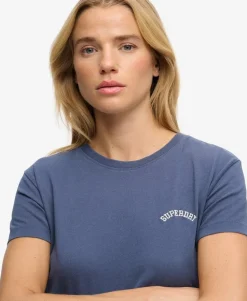 Essential Logo Fitted T-shirt