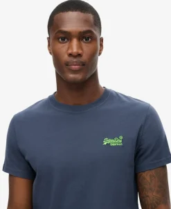 Essential Logo T-Shirt