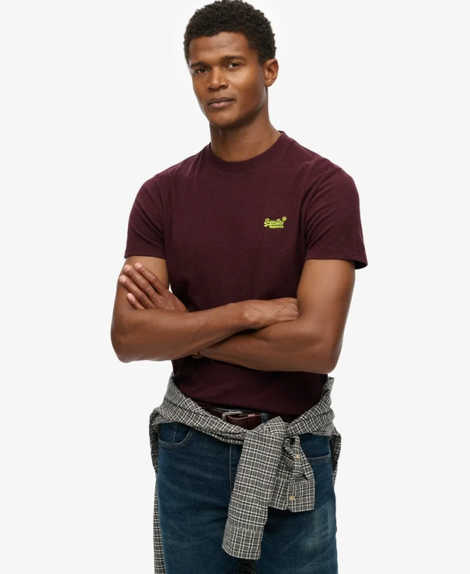 Essential Logo T-Shirt