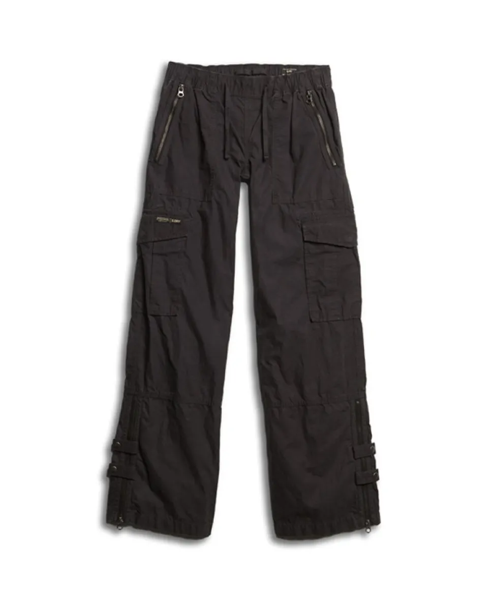 Low Rise Wide Leg Cargo Pants