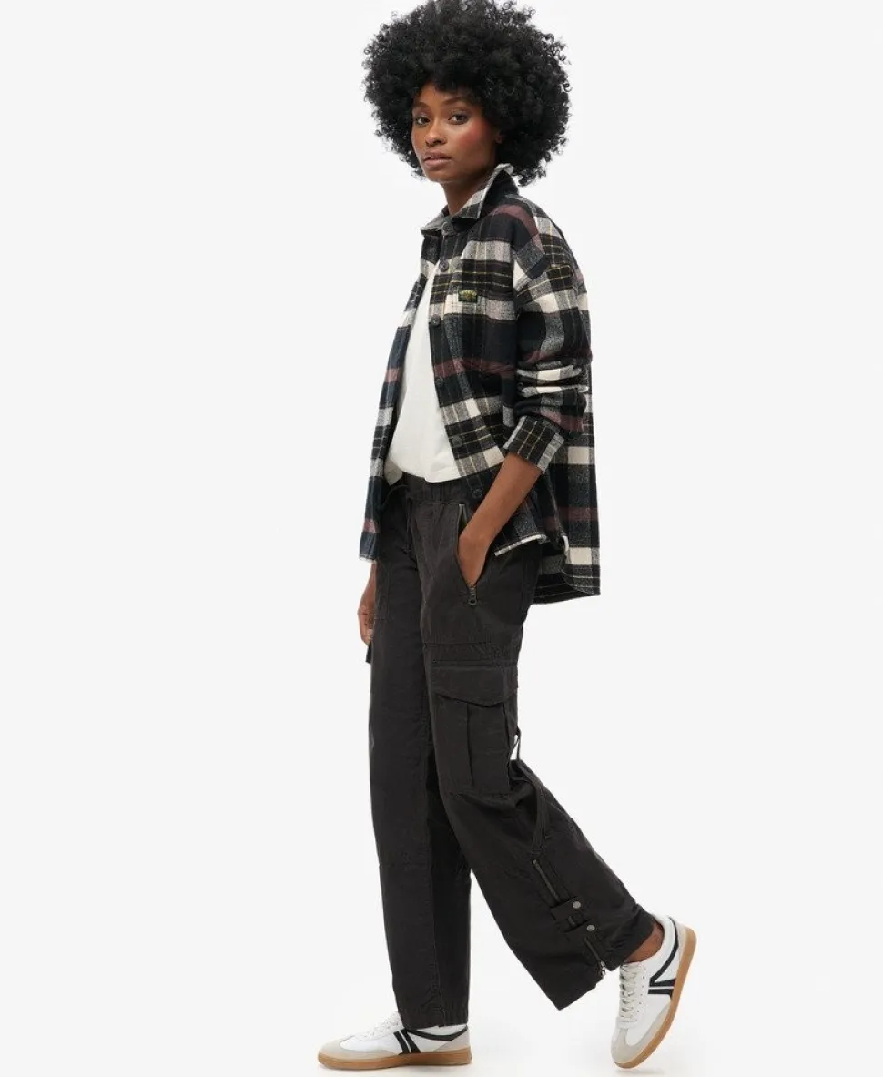 Low Rise Wide Leg Cargo Pants