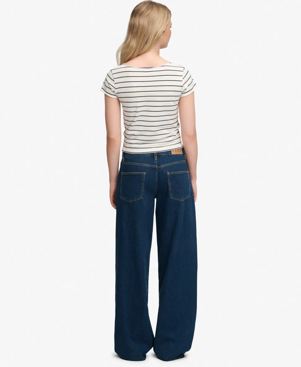 Mid Rise Baggy Jeans
